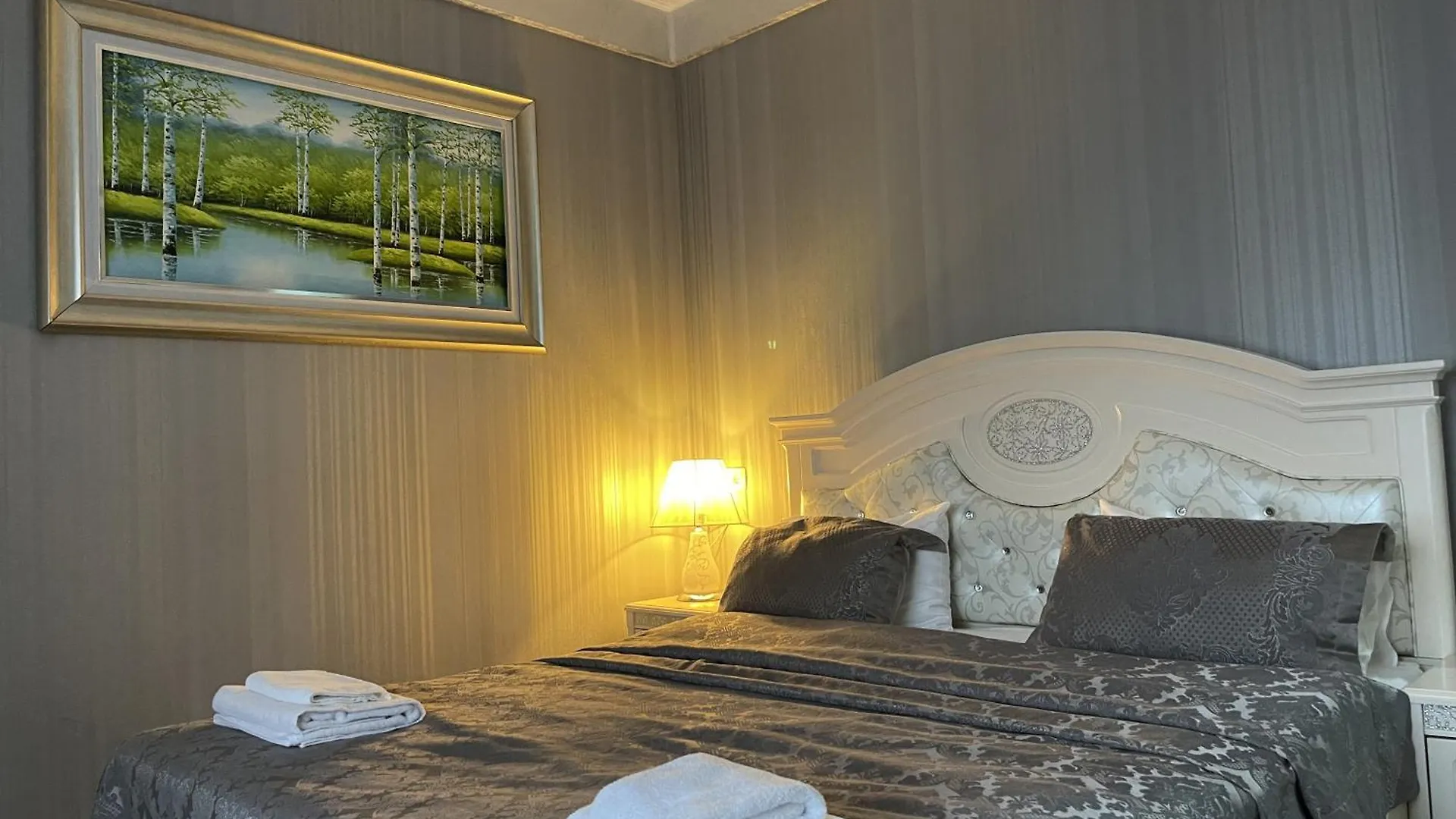 Київські Ночі Hotel Estalagem