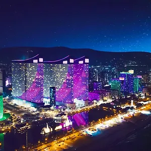 Orbi City Star 5* Батуми